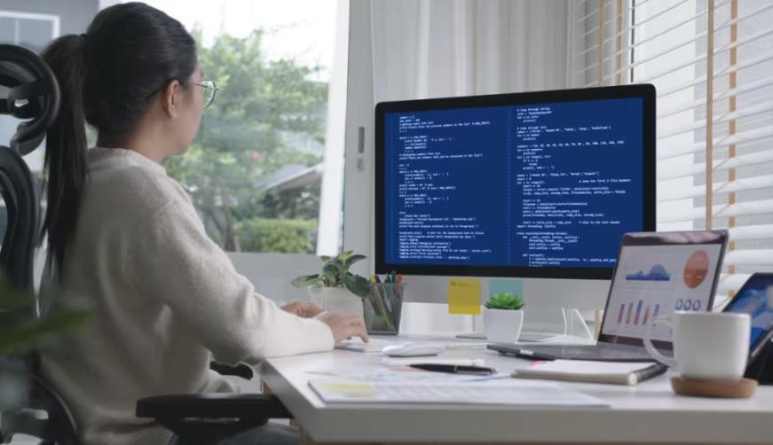 垫江小程序开发：什么是 cURL 命令？